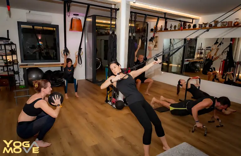 Funcional Yoga Move